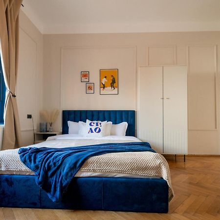 Decebal Central Studio - Elegant And Cozy Stay Arad Exterior photo